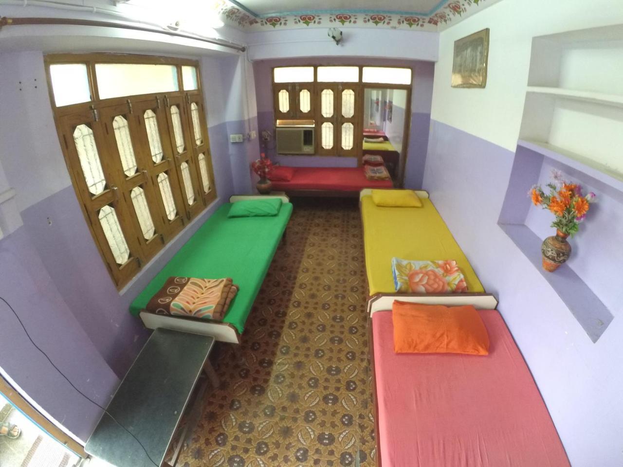 One Light Hostel Pushkar Extérieur photo